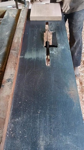 Melah papan 20x20 cm 17 inch splitting table saw #carpenter #woodworking | Wawan