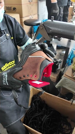 #SafetyShoes manufacturers are looking for agents &distributors#SAFETOE #workboot #PPE #Shorts #OEM