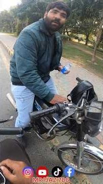 Roadside Help for Bikers | Petrol Giveaway | Helping Humanity