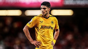 Mexico star Jimenez told World Cup is not as important as club by Wolves boss Lopetegui | Goal.com