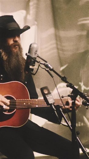 Acoustic version of “Better Than The Bottle” is out now on Youtube! Give it a listen. | Cody Jinks