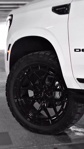 11K views · 13K reactions | 2025 YUKON DENALI ULTIMATE 109 MILES / STOCK #11280 2.5” Custom Leveling Kit 24” Vossen “HFX-1” Wheels 35x12.50R24LT Nitto A/T Tires Roof Wrapped / Smoked Markers Chrome Delete / 6.2L / Super Cruise Price: $128,995 / HurstAutoplex.com #GMC #Yukon #Denali #Ultimate #SUV #Level #ReconGrapplers #Vossen #HFX1 #AutoplexCustoms #HurstAutoplex #4WD | Hurst Autoplex | Facebook