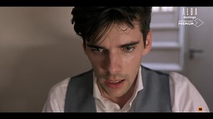 Alba es una joven sin miedo hasta que una noche sufre una tremenda agresión en su pueblo. Desde ese momento, su vida da un terrible giro Cada domingo disfruta en exclusiva en #ATRESplayerPREMIUM de un nuevo capítulo de @SerieAlba ▶ http://atres.red/dab3w | Antena 3