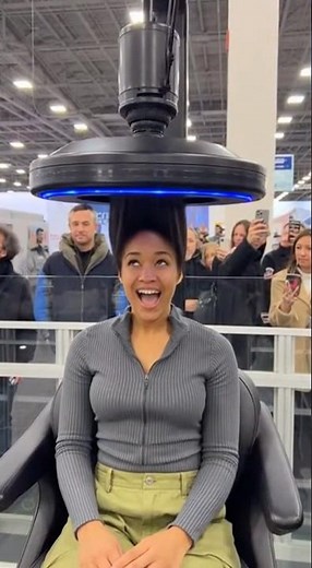 Dubai’s New AI Curl Softener Robot Will Amaze You 😱🤖 | AI Instant Curl Softener 4.0