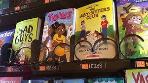 Elementary school uses vending machine to distribute free books