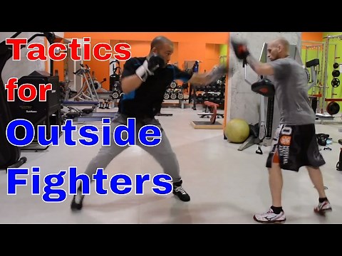 Long Range Boxing Tactics | Pressure Fighters Take Note