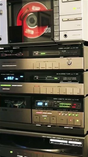 vintage Hitachi Lo-D component stereo system from the 1980s. #vintagesound #vintagehifi #tahifi