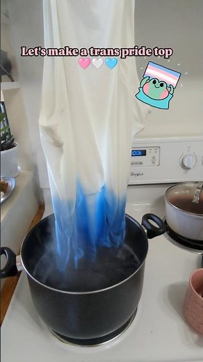 Dyeing a trans pride flag top 🌈🩷🤍🩵