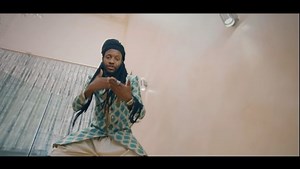 Zim Celebs on Instagram: "#ZCstreets : When @winkyddibigman sang “ Yedu yekusada kupfuurwa nezvinhu ko kakandifumura / ndakambogaya chi video call / pfungwa dzikati maya chisiya so / ko kakandi recorder kobva kapa ma journalist / kuti zvisvike kumedia NO"