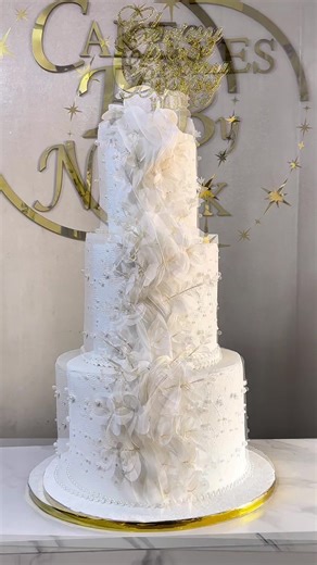 Beautiful Wedding Cake Creation for Chrissy & Benny