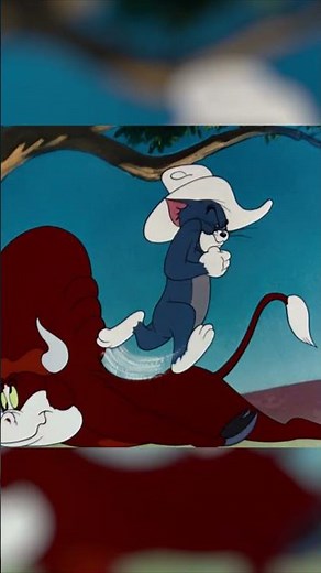 Tom.... Don't look down 🤠 #TomandJerry #ClassicCartoons #Boomerang #shorts