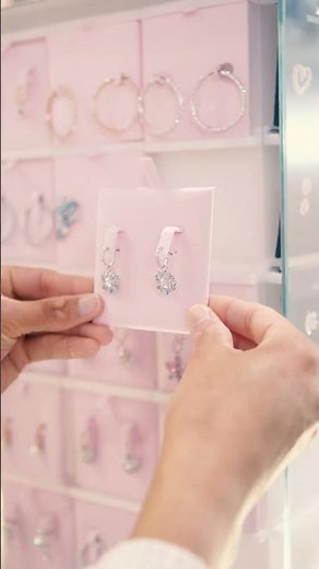 Swarovski Idyllia Flower Pierced Earrings (Unboxing) #swarovski #unboxing #earrings #mustbuy #fyp