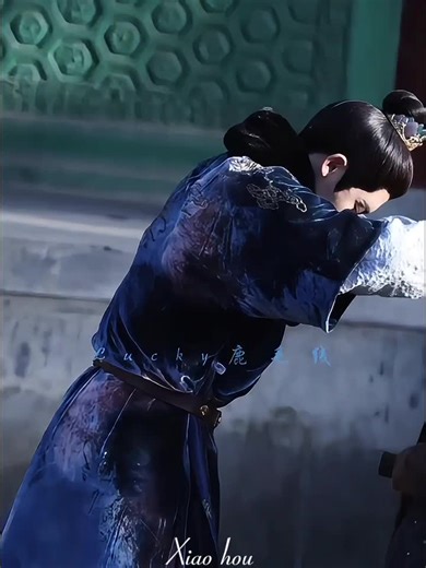 Bagian 179| happy 10th anniversary baobei 💚🥝🥳 seorang hmh yang profesional,baik hati dan pekerja keras,drama'nya yang selalu di nantikan banyak orang,10 Tahun bukanlah perjalanan yang mudah untuk di lewati,tapi dengan berpegang erat,dan dukungan dari orang tua,dan penggemar nya semua bisa teratasi.senang sekali bisa mengenal dan menjadi bagian dari penggemarnya,aku sangat menyukai drama mu, penyampaian dari karakter yang ia perankan mampu membuat kita merasakan nya juga, terimakasih untuk raj