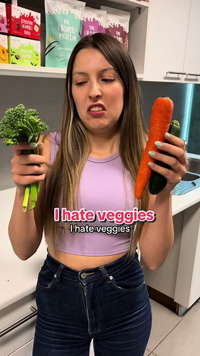 Try this hidden veg smoothie recipe 👇🏼✨ Handful of strawberries 1/2 cup frozen blueberries 1 Vanilla Smoothie Bomb 2 scoops of The Bomb Protein Berry flavour 1/2 zucchini (yes, you really cant taste it!) 1 cup milk of choice #smoothie #smoothies #smoothierecipe #pickyeater #proteinsmoothie #breakfast