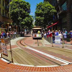 With three more weekly non-stop flights to San Francisco from 28 November, experience the city's charm by riding their oldest manually operated cable car system. Book now: https://goo.gl/KC3ooG | Singapore Airlines
