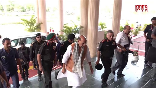 VIDEO | Rajasthan: Defence Minister Rajnath Singh, CDS General Anil Chauhan, and the three service chiefs, Chief of the Army Staff General Upendra Dwivedi, Chief of the Naval Staff Admiral Dinesh K Tripathi, and Chief of the Air Staff Air Chief Marshal Amar Preet Singh, attend the Commanders’ Conference in Jaipur.(Full video available on
