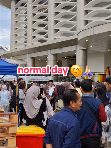 Hari Pertama Ramadhan di Undip: Hunting Takjil dan Rektor