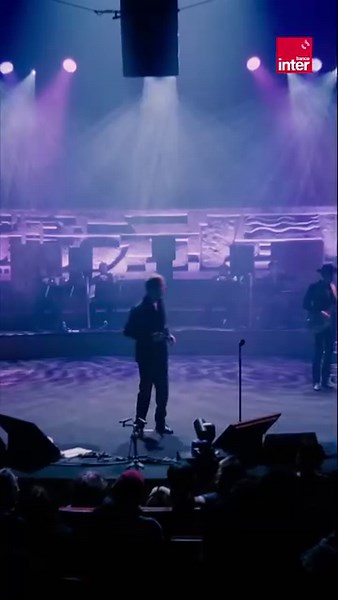 28K views · 822 reactions | Et si on se refaisait un shoot de douceur avec Etienne en live ? Le replay de son concert dans son intégralité est toujours dispo ici : https://l.franceinter.fr/Rd3 | France Inter | Facebook