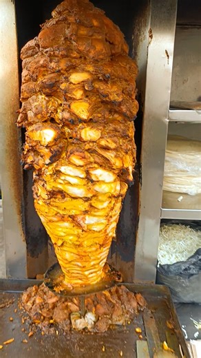 best chicken parathani Shawarma/ only₹30🌯😱#chicken #pathani #shawarma #food #trendingshorts