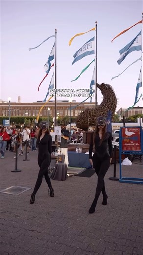 MARIIA MALOVA • Dance & Flexibility Influencer on Instagram: "Perfectly synced with the chimney sweep Are you ready for the full video?"