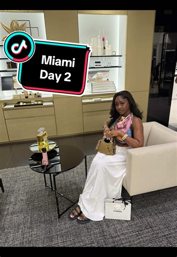 Miami Day 2: Influencer Vibes & Beach Bliss