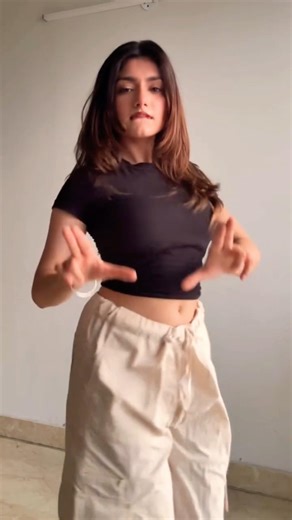 vogue #gururandhawa #trending #punjabisong #shortvideo #explorepage #viral