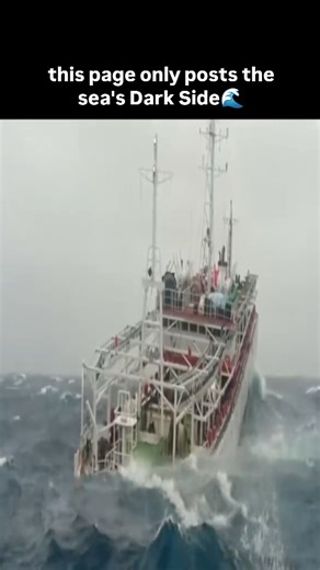 Sea of Spectres – Dark Ocean Mysteries | 🌊 WARSHIP vs Monster Wave: Antarctica’s Furious Fifties ⚠️❄️ During a patrol against illegal tooth-fish poachers, this Royal Navy warship... | Instagram