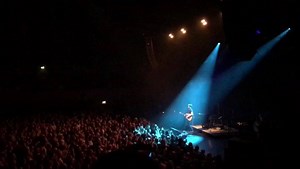 1K views · 72 reactions | When learning Dutch, I came across this nursery rhyme. It means something like ‘one, two, three, four, paper hat, paper hat’ You are all so great for joining in!!  A wee bit of fun  I’ll be releasing my album of Dutch nursery rhymes soon  HOOOOOCHA VON PAPIER!! | Daniel Docherty | Facebook