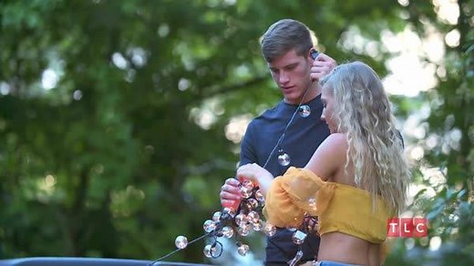 Last week, Max and Moriah took their relationship to the next level with a... first kiss! ❤️ What's next for these two?! Tune in to #WelcomeToPlathville TOMORROW at 10/9c! | TLC