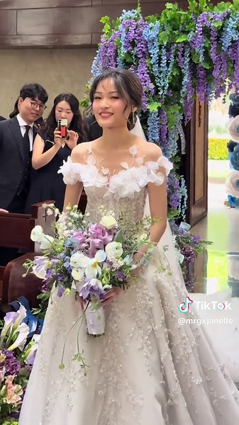 How to Train Your Dragon Wedding Entrance Ideas