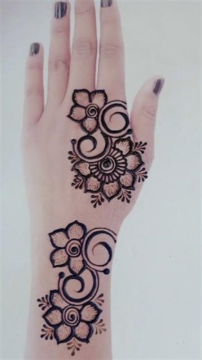 Beautiful Floral Mehndi Design #mehndi #hennalover #foryou #hennadesign #shorts #latestmehndi
