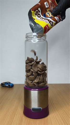 Chocos Shake in Mini Blender 😋🧋#shorts