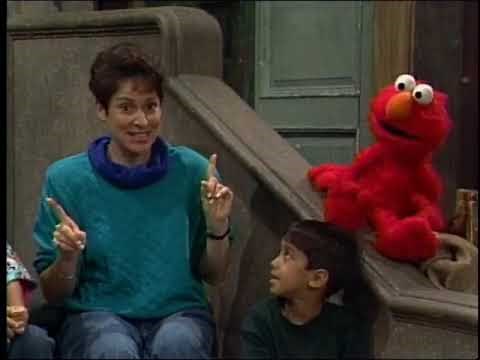 Sesame Street: 2944 Street Scenes