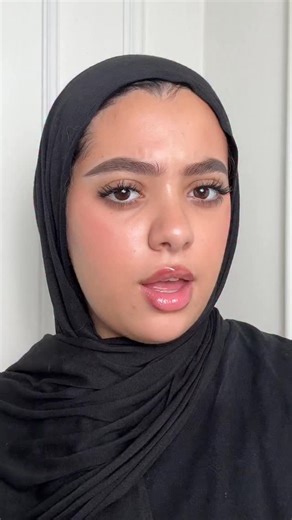 Makeup artist on Instagram: "POISON IVY ☠️🌱 💚❤️"