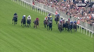 Harzand was a big-race doubt just hours before the 2016 Derby yet delivered a famous first success for Pat Smullen and Dermot Weld. Gone but not forgotten, Pat ❤️ #RTVFlashback Epsom Downs Racecourse | Racing TV