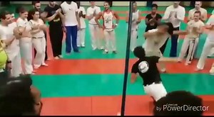 É Capoeira sim sinhô 🙌🏿💓💪🏿 | É a Capoeira