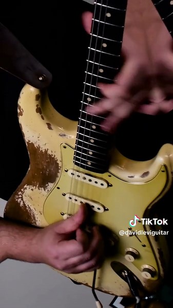 Eric Clapton's Old Love: Guitar Chords Guide