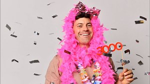 Jörg Rohde hat sich für die 3.000. Folge von AWZ ganz schön in Schale geschmissen. 😁 "Ich habe selber schon über 2.000 Folgen gedreht!" Am 15. August ist es so weit! 🎊 | Alles was zählt