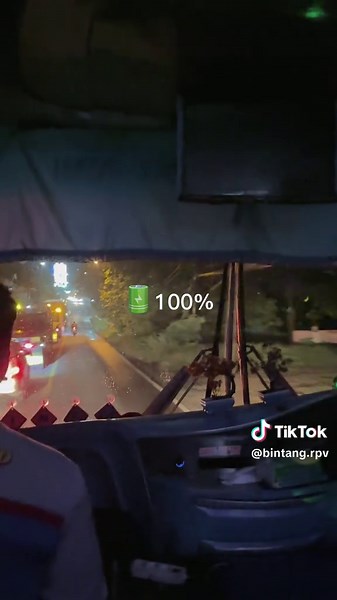 Hoammm @yuliwerrr @Ian W @anggaditia1836 @Djody Why #videobus #storybus #storybusaesthetic #sumbergroup #sugengrahayu #sglovers #busjatim #terikelaskakap #janganlupabahagia