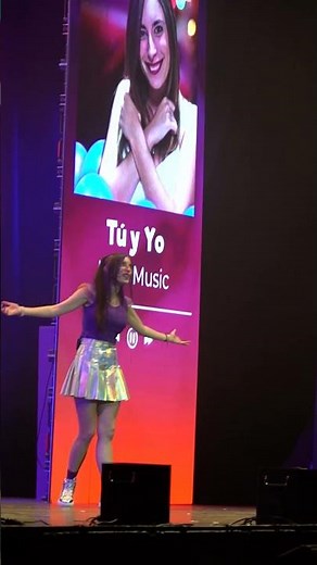 LYNA CANTA TÚ Y YO EN EL SHOW LYNIEL