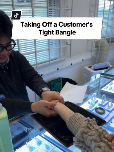 Jade Bangle Removal Success: Technique That Works Every Time