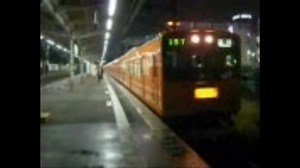 201系H７編成T15運用福生駅