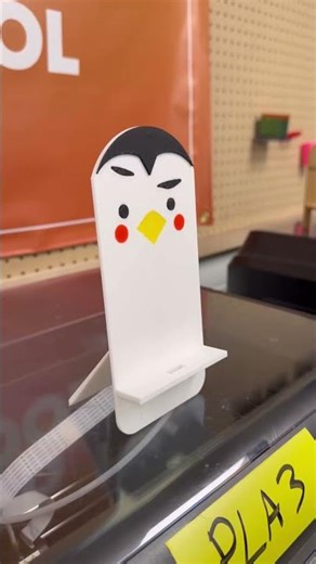 🐧 This Penguin Holds Your Phone #shorts