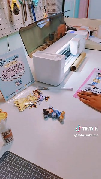 Decoração Personalizada com Plotter de Corte Foison