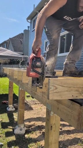 201K views · 1K reactions | Framing up this deck and thanks for the help Lind Construction, LLC | Revive Home Tips | Facebook