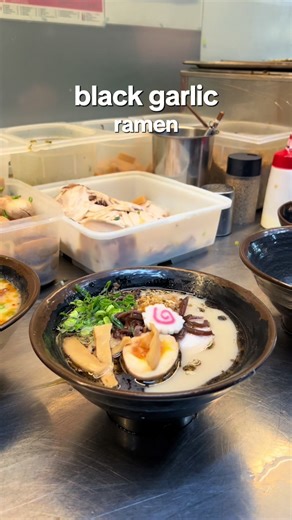 Rainy with black garlic ramen 🧄🍜 #tenkomori #tenkomoriramen