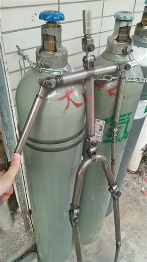 🦿 Internal Skeleton Architecture of Our First-Generation Humanoid Robots