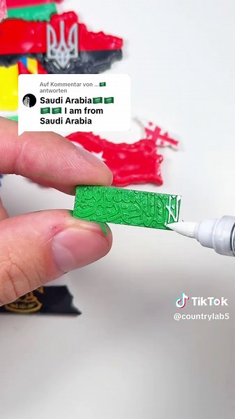 Painting Saudi Arabia Flag on a 3D Printed Puzzle