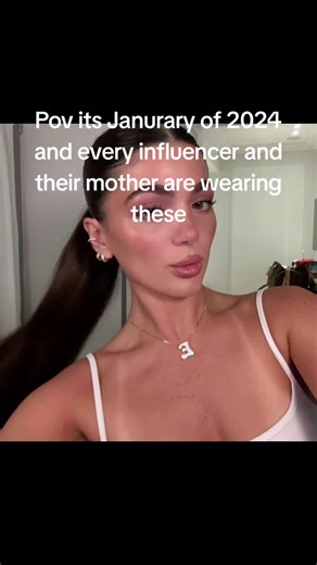 Bubbling Trends: Influencers' Fave Jewelry of 2024