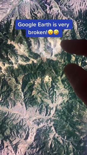 Google Earth Glitch Revealed in Oahu | LOL